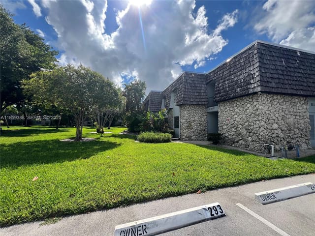 3101 Oakland Shores Drive H104, Oakland Park, FL 33309