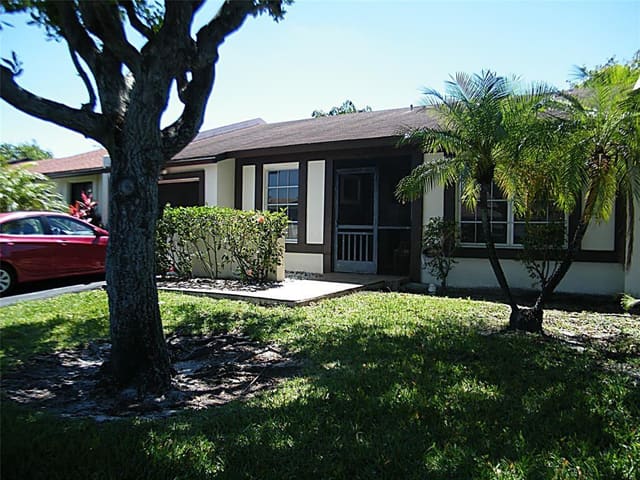 5411 Laurel Oak Street, Delray Beach, FL 33484
