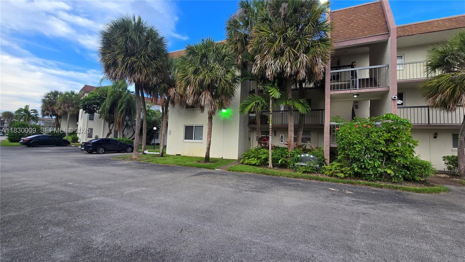 7500 NW 17th Street 101, Plantation, FL 33313