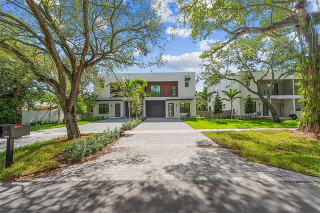 3296 SW 15th Avenue 3296, sold in Edgewood, Fort Lauderdale, FL