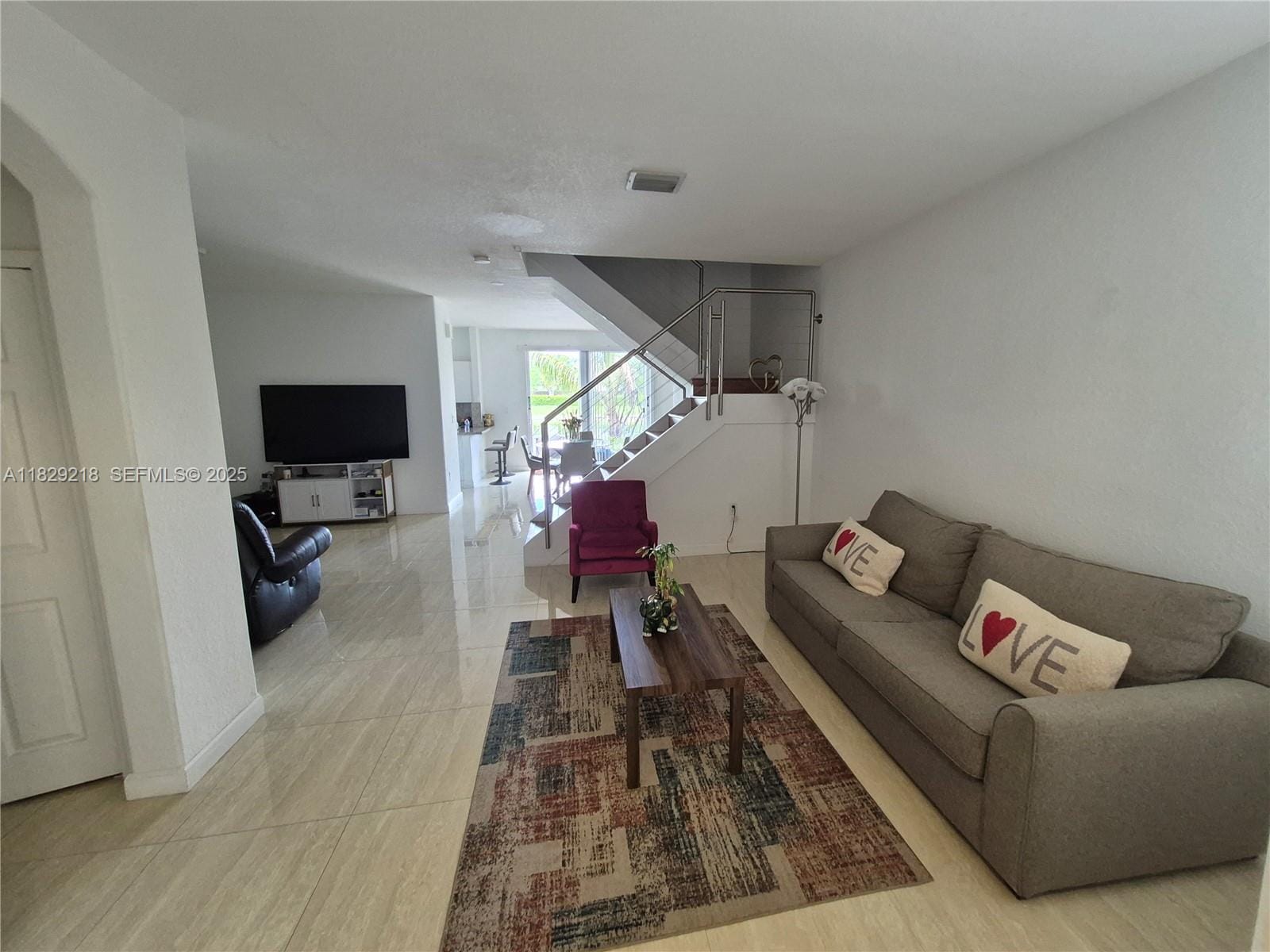 8134 NW 108th Place, Doral, FL 33178 photo 2