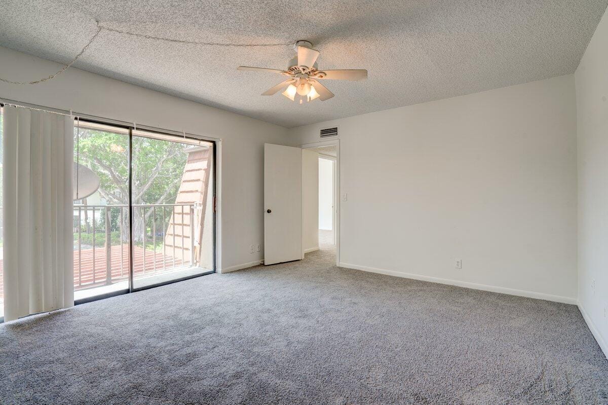 2530 Albatross Road N 8-B — photo 9