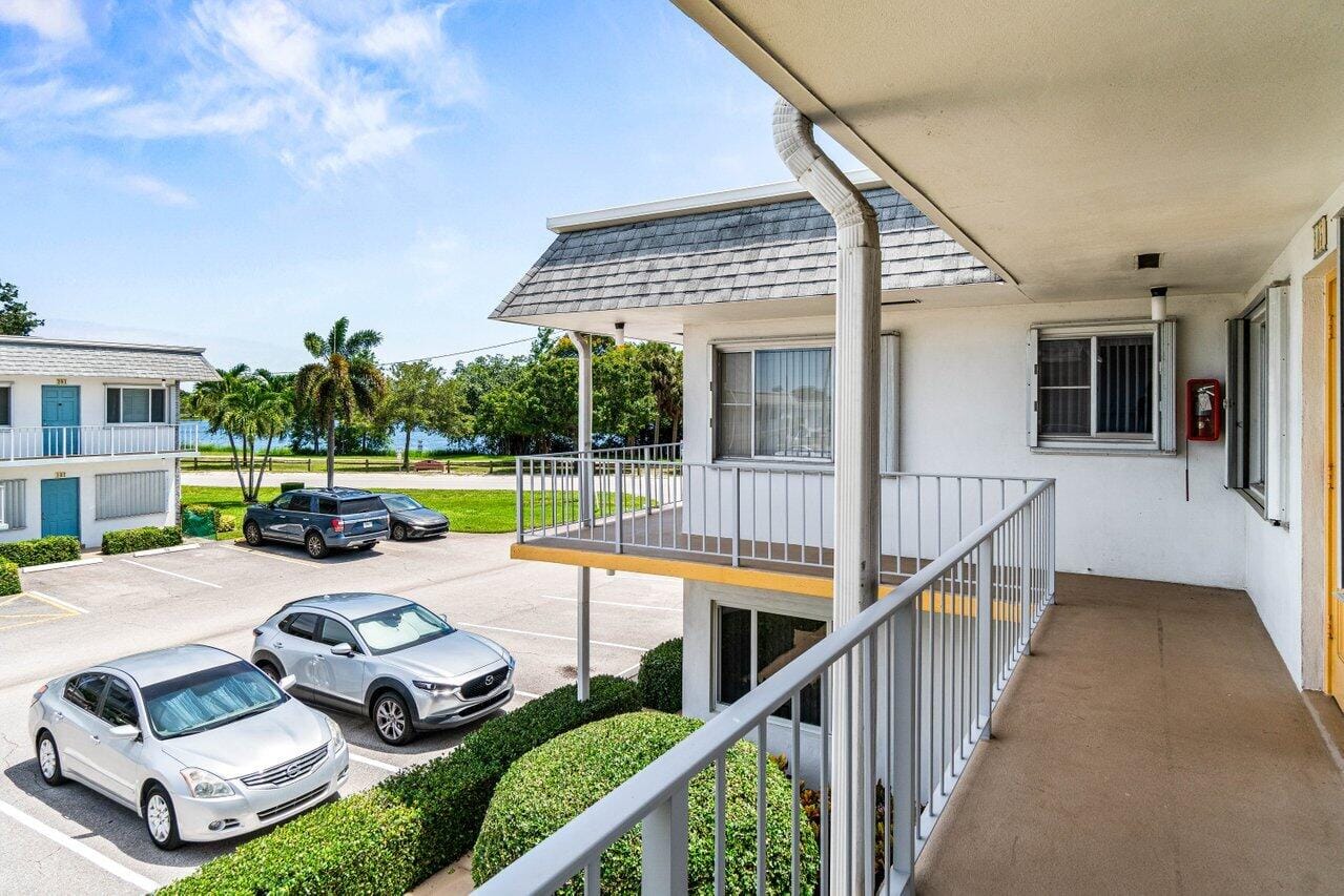 3240 Lake Osborne Drive 205, Lake Worth Beach, FL 33461 photo 12