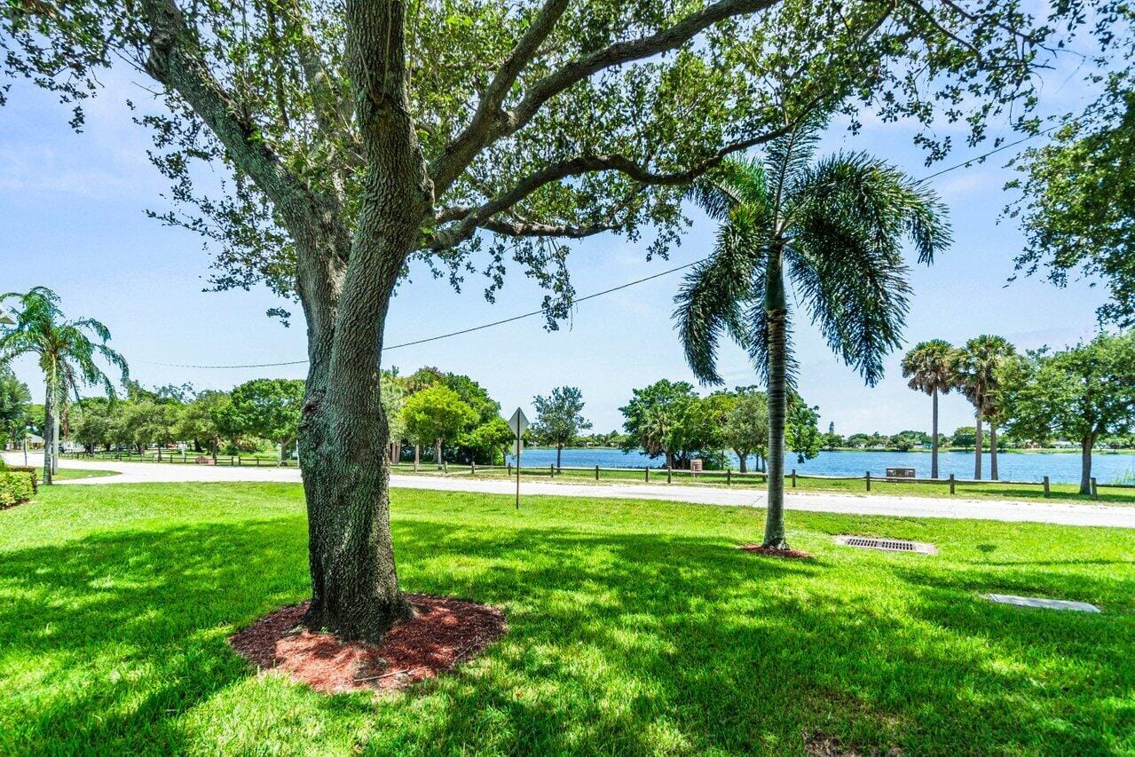 3240 Lake Osborne Drive 205, Lake Worth Beach, FL 33461 photo 26