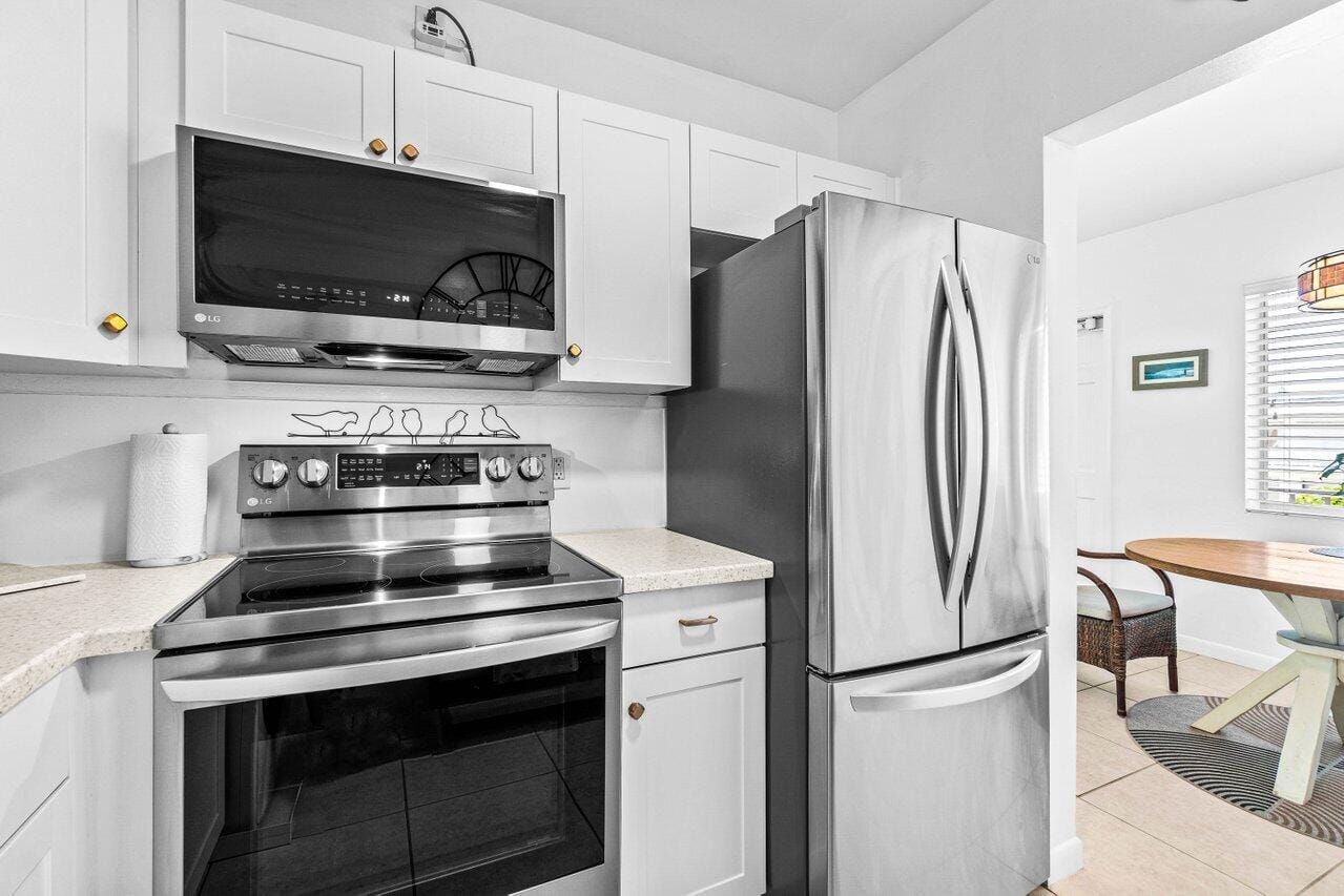 3240 Lake Osborne Drive 205, Lake Worth Beach, FL 33461 photo 10