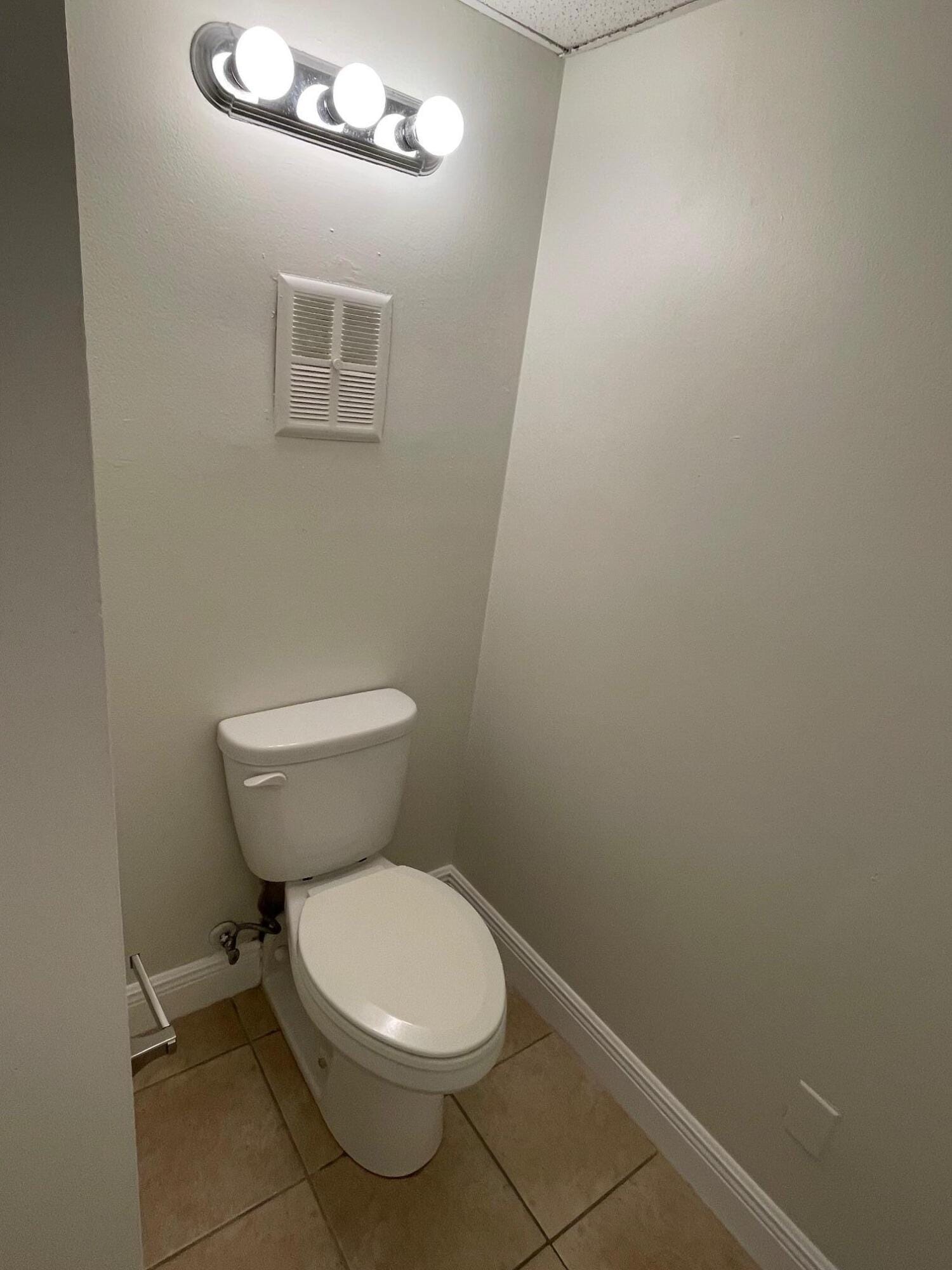 639 Executive Center Drive O-204, West Palm Beach, FL 33401 photo 13