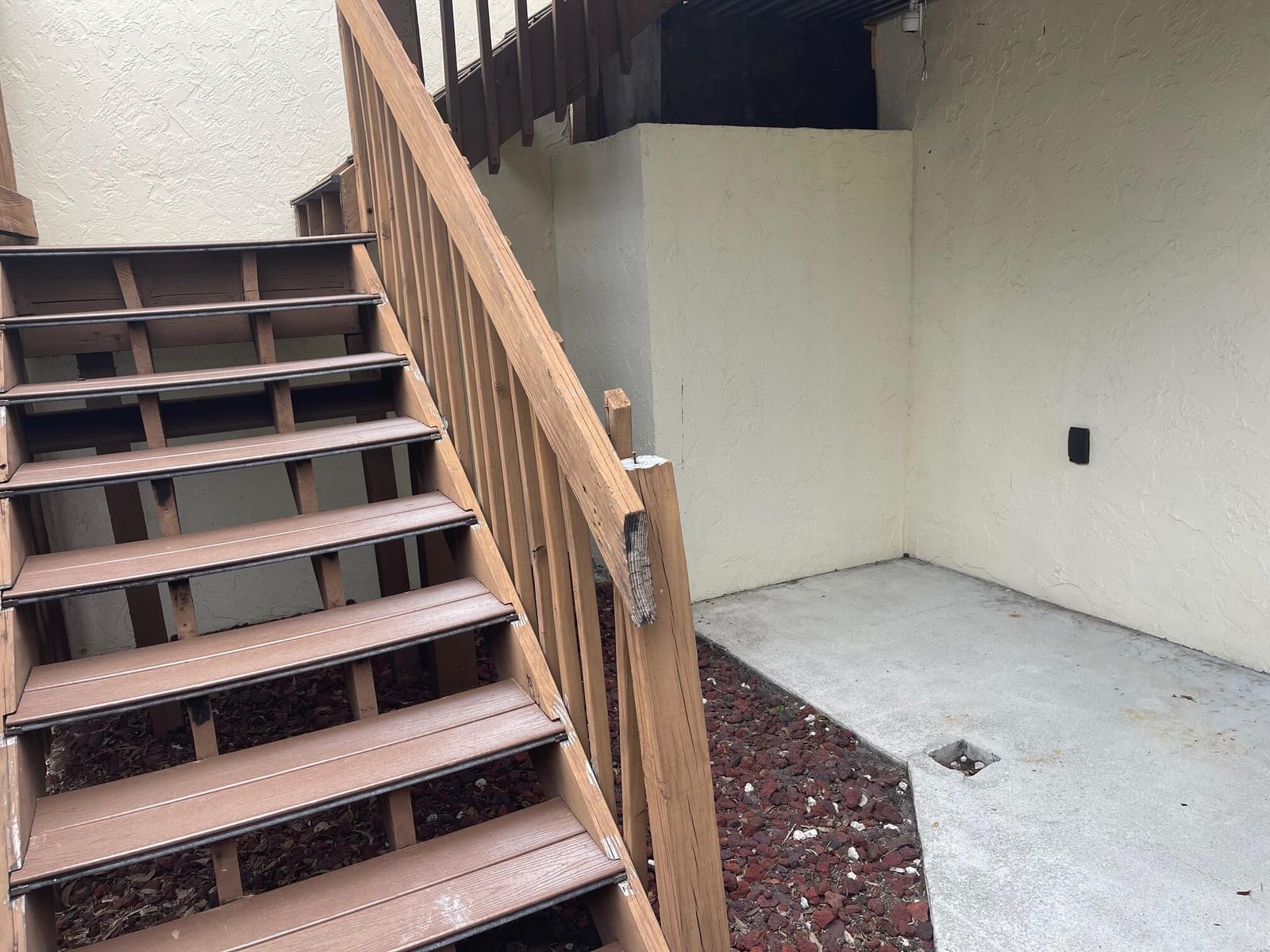 639 Executive Center Drive O-204 — photo 3