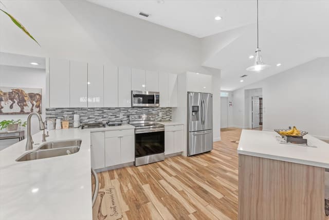 5185 NW 52nd Street, Coconut Creek, FL 33073