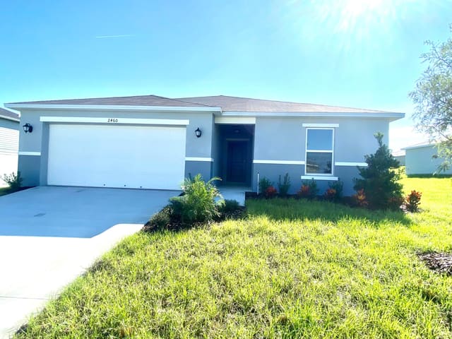 2460 Begonia Street, Mascotte, FL 34753