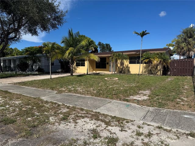 524 SW 22nd Avenue, sold in Brendale Heights, Fort Lauderdale, FL