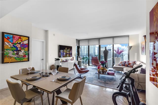 88 SW 7th Street 3907, Miami, FL 33130