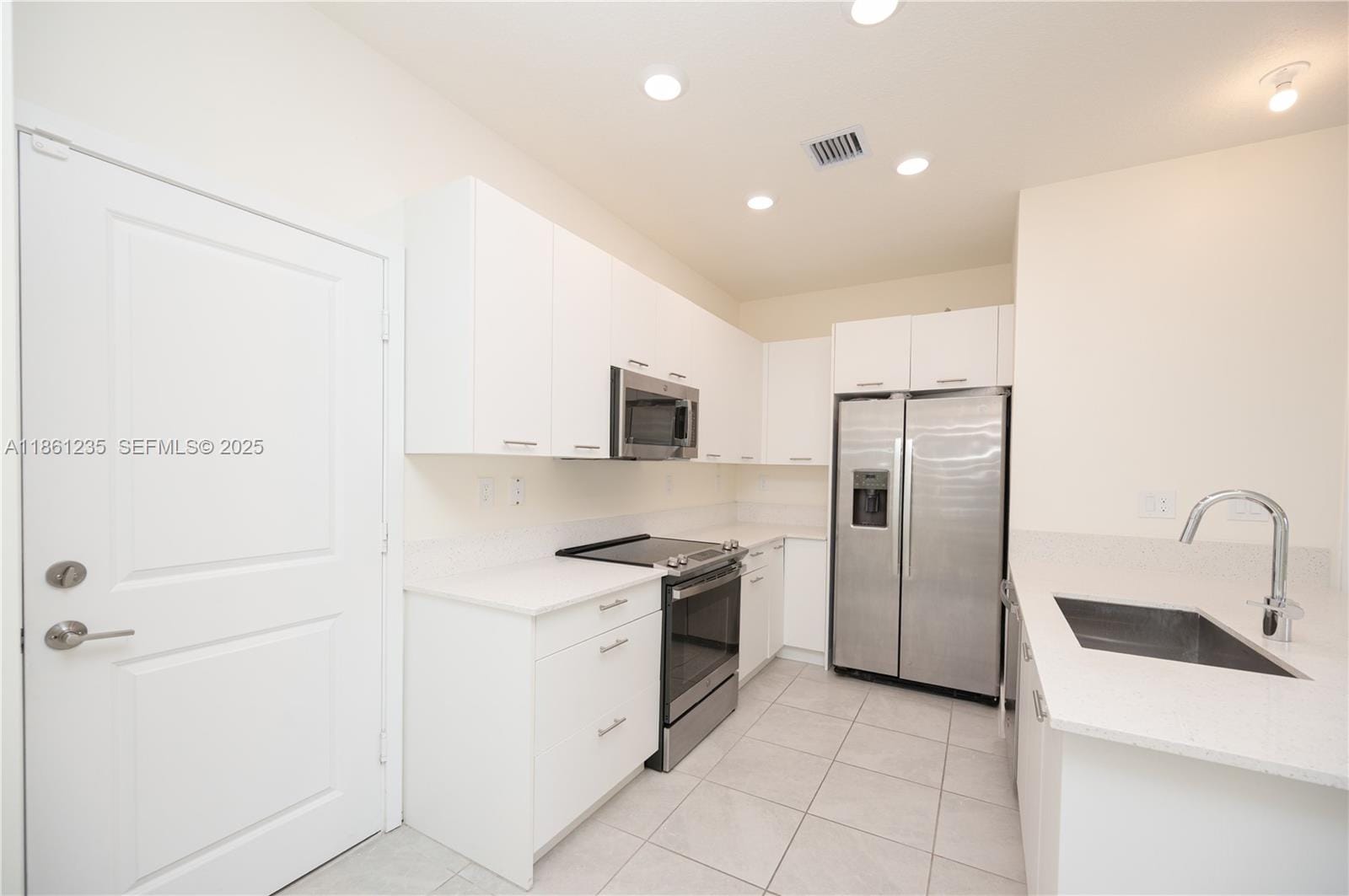 4542 NW 83rd Passage, Doral, FL 33166 photo 26