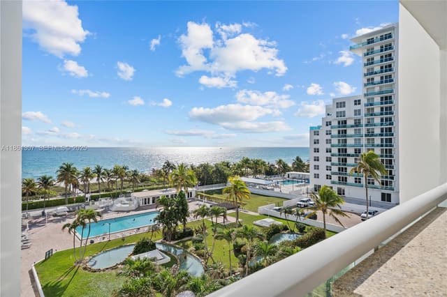 5005 Collins Avenue 615, Miami Beach, FL 33140