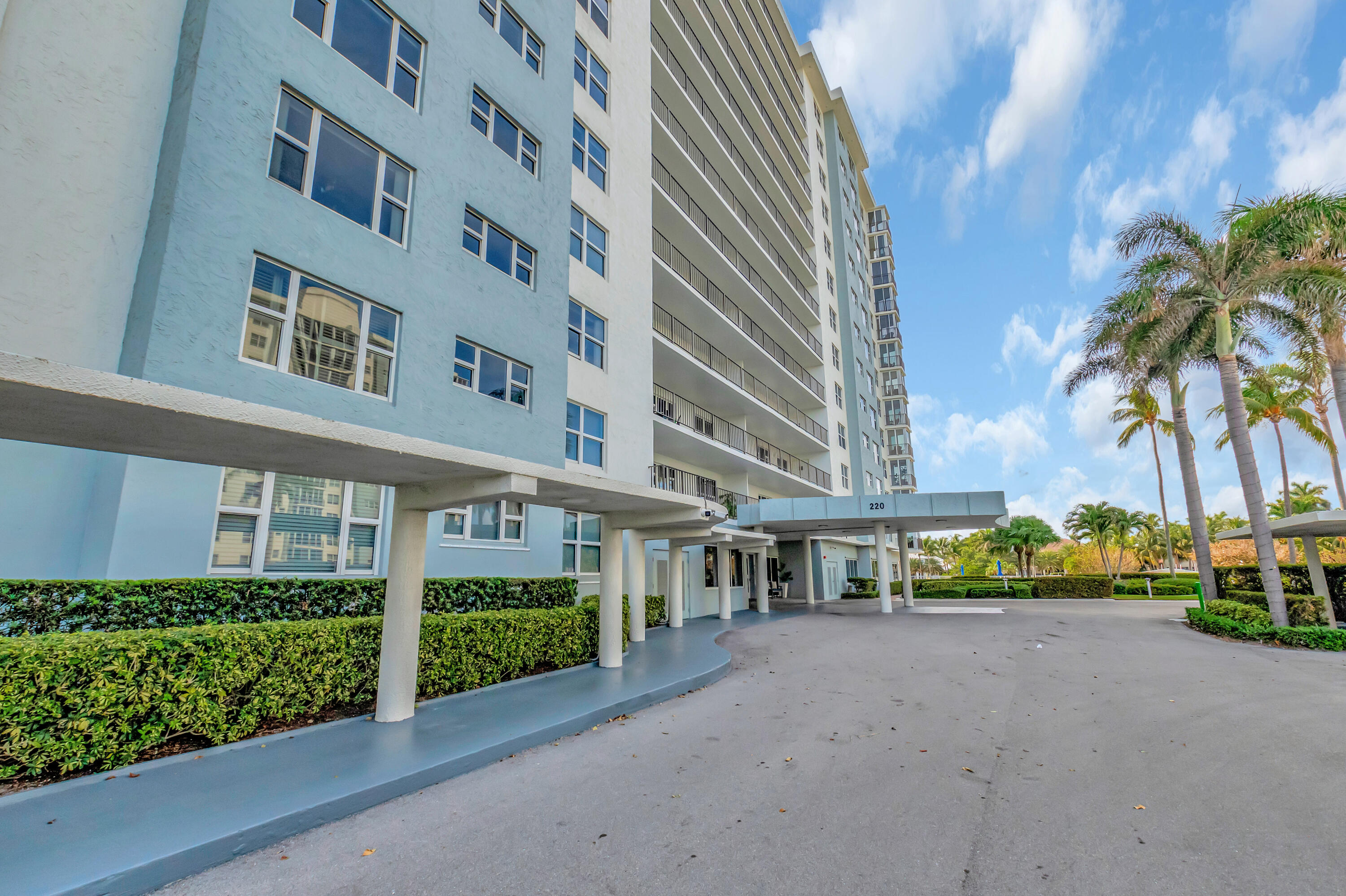 220 Macfarlane Drive S-505, Delray Beach, FL 33483