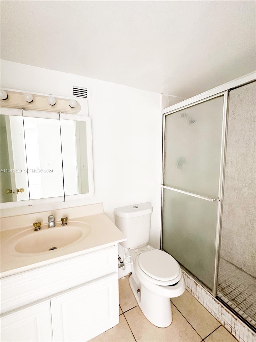 17021 N Bay Road 915 — photo 12