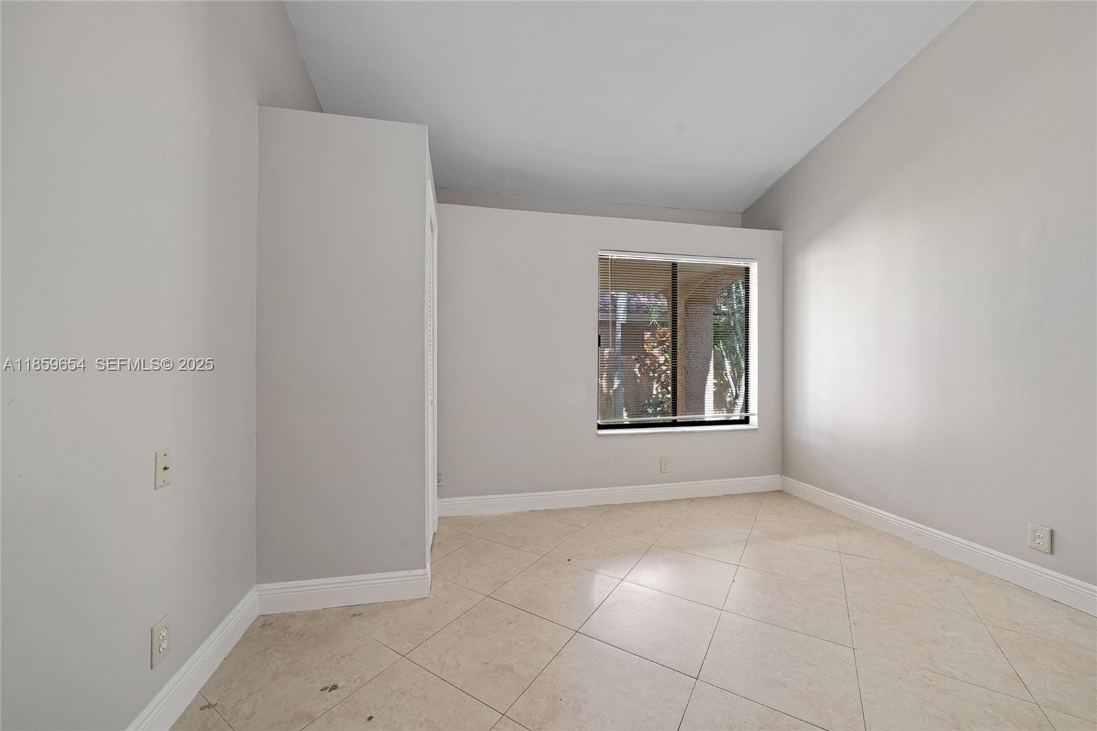 3887 NW 7th Place, Deerfield Beach, FL 33442 photo 17