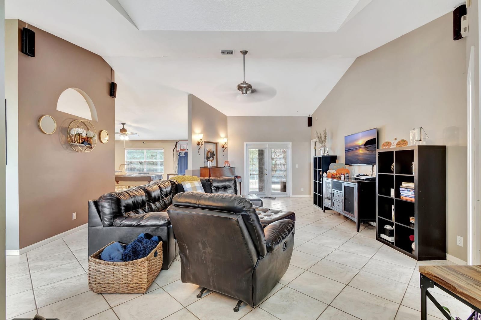 14100 Tecoma Drive — photo 9
