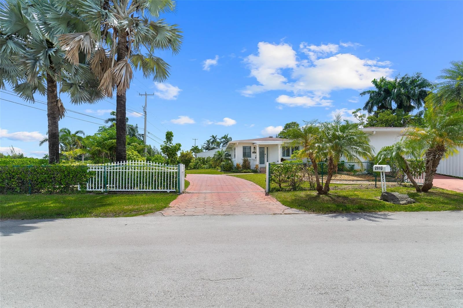 2910 Johnson Street, Hollywood, FL 33020 photo 30