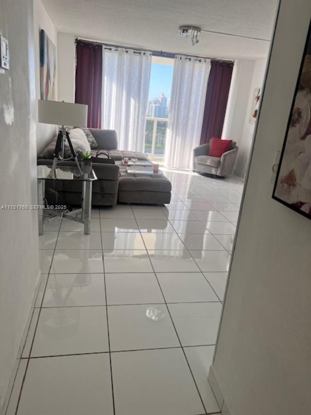 3675 N Country Club Drive 2205, Aventura, FL 33180 photo 9