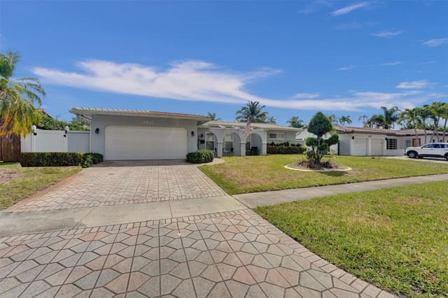 3611 N 33rd Terrace, Hollywood, FL 33021