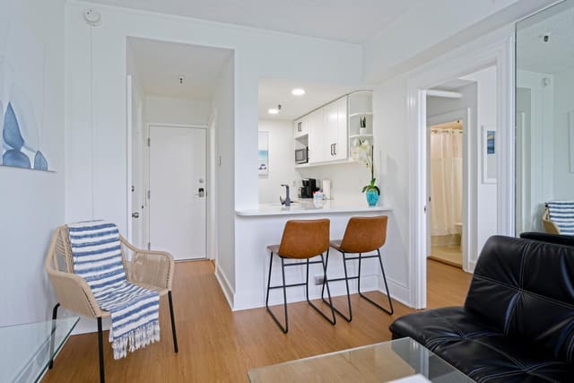 235 Sunrise Avenue 3220, Palm Beach, FL 33480