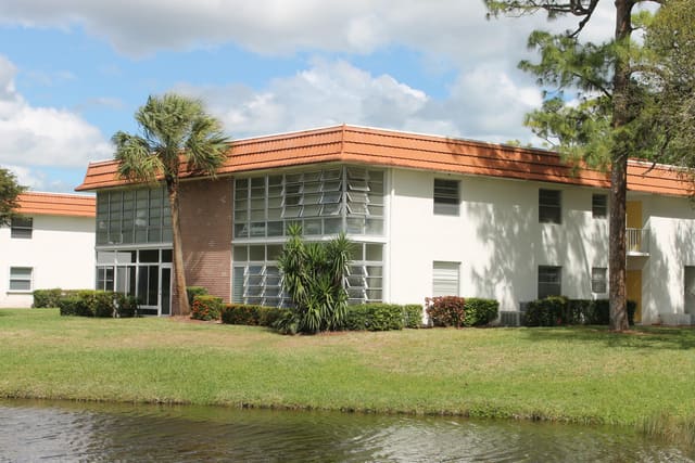 1225 NW 21st Street 21-2115, Stuart, FL 34994