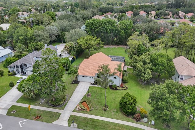 4300 Hunting Trail, Lake Worth, FL 33467