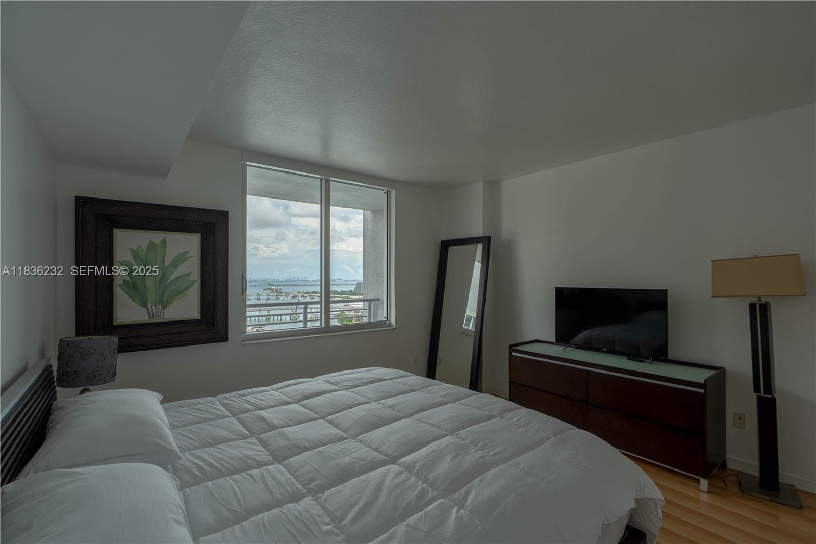 335 S Biscayne Boulevard 3410, Miami, FL 33131 photo 29