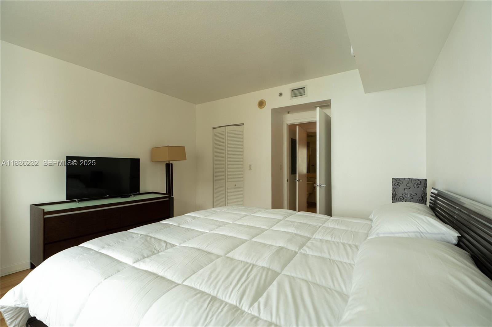 335 S Biscayne Boulevard 3410, Miami, FL 33131 photo 30