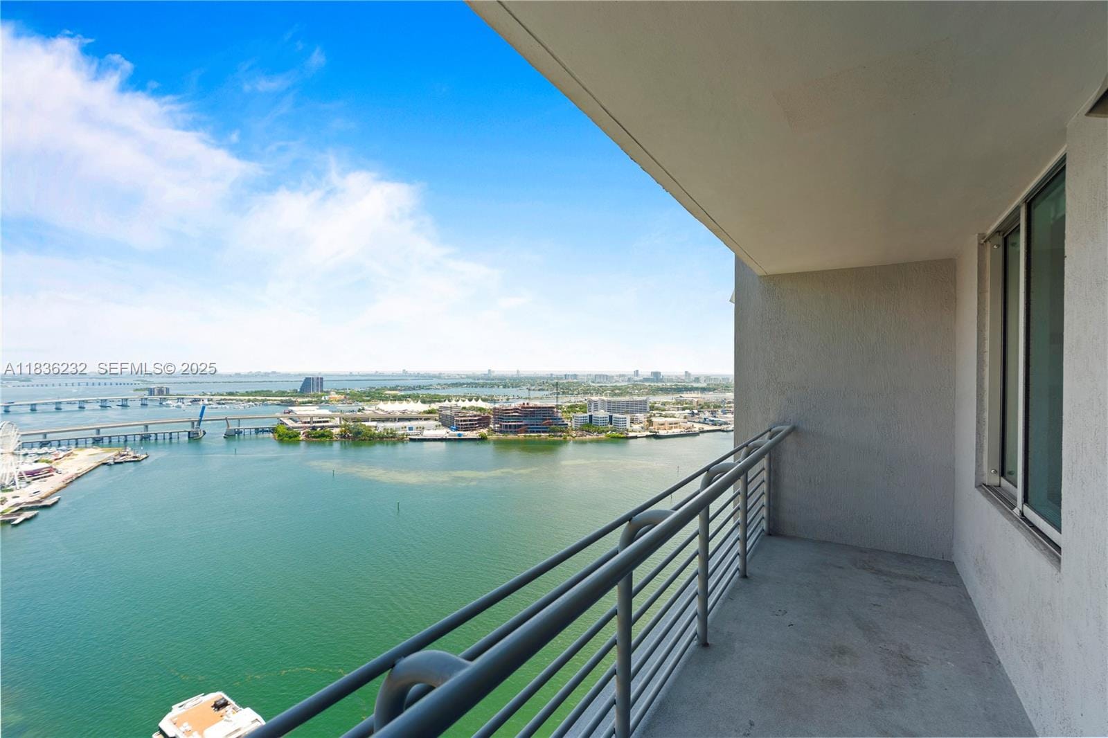 335 S Biscayne Boulevard 3410 — photo 8