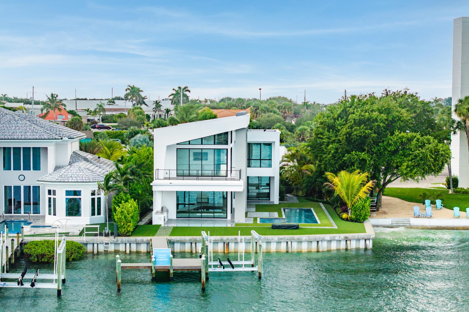 3445 Harbor Road N, Jupiter, FL 33469