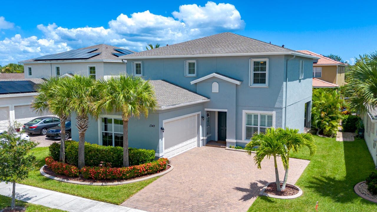 1343 NW Leonardo Circle, Port St. Lucie, FL 34986