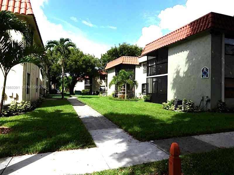 9704 Hammocks Boulevard 103, Miami, FL 33196 photo 2