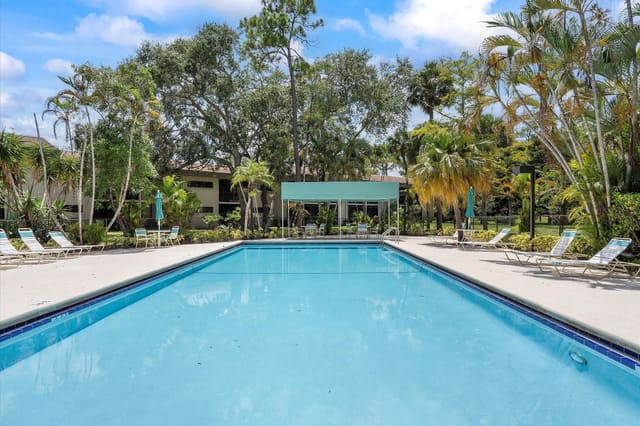 7547 NW 79th Avenue 111, Bonaire At Woodmont, Tamarac, FL