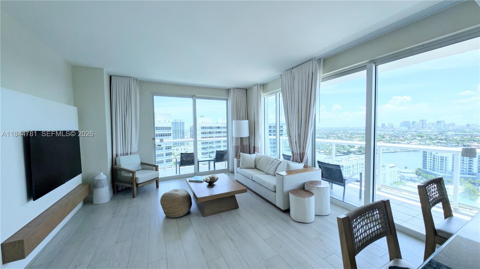 505 N Fort Lauderdale Beach Boulevard 2501 — photo 2