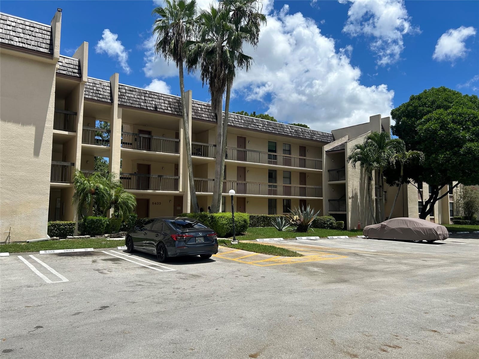 8433 Forest Hills Drive 205, Coral Springs, FL 33065