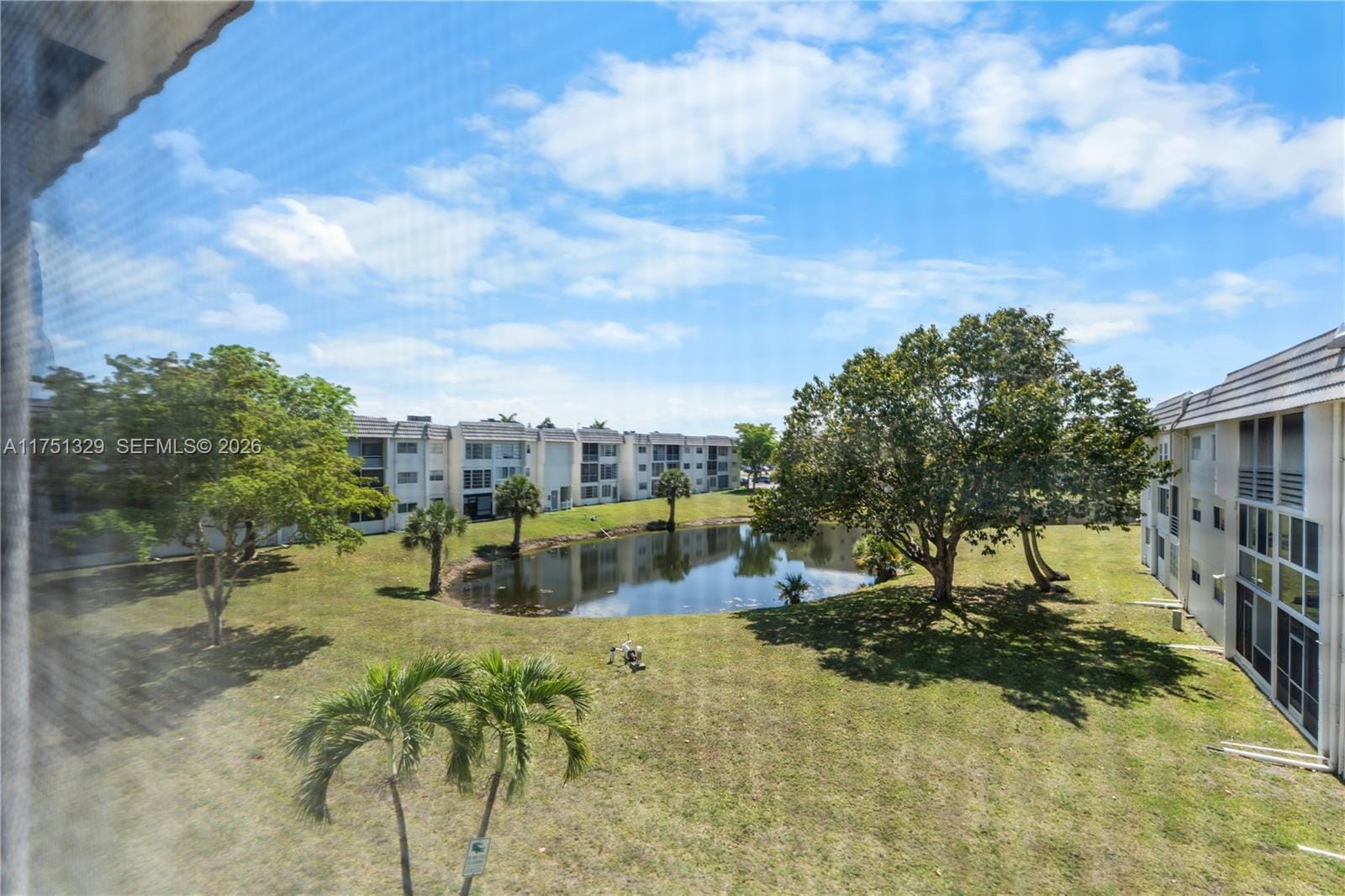 8450 Sunrise Lakes Boulevard 306, Sunrise, FL 33322 photo 16