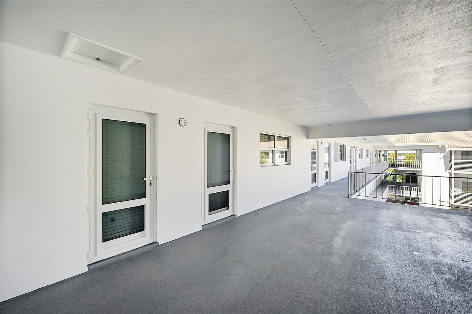 1461 S Ocean Boulevard 313, Lauderdale-By-The-Sea, FL 33062 photo 11