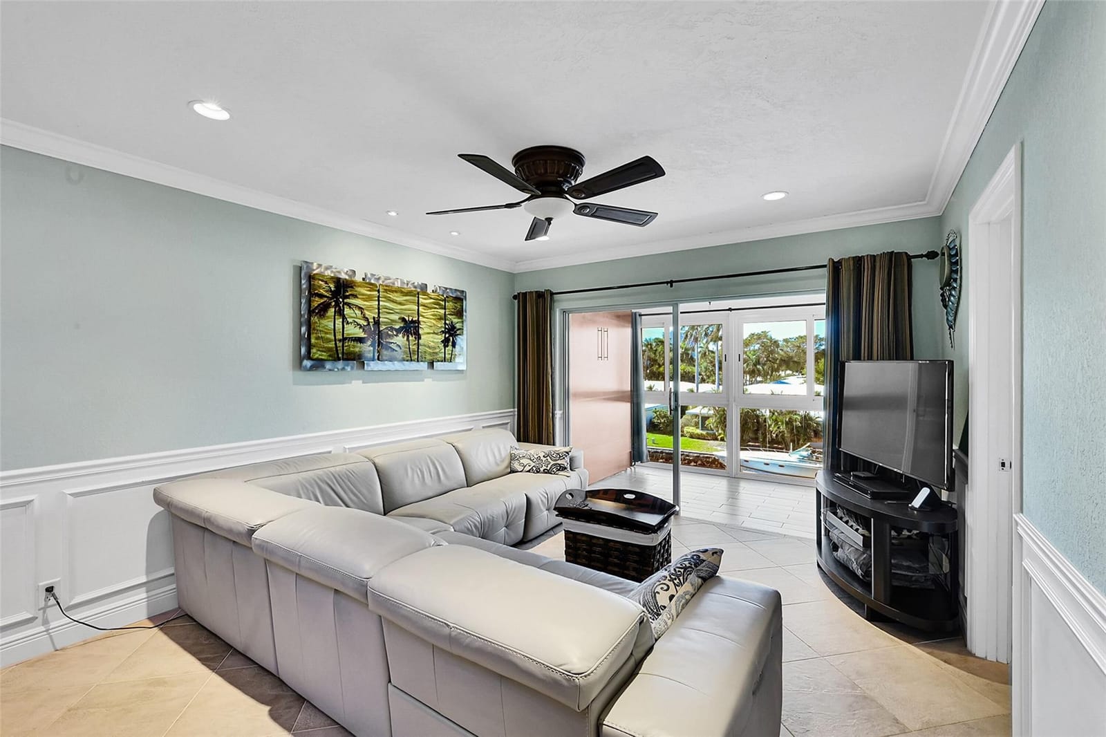 1461 S Ocean Boulevard 313, Lauderdale-By-The-Sea, FL 33062 photo 18