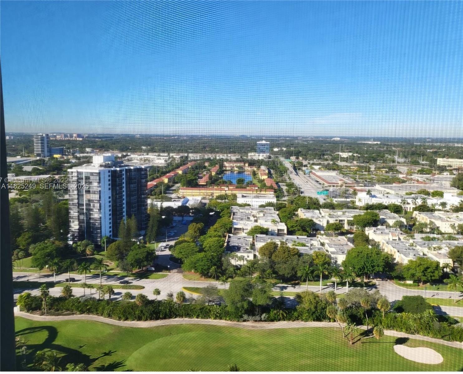 20335 W Country Club Drive PH2 — photo 1