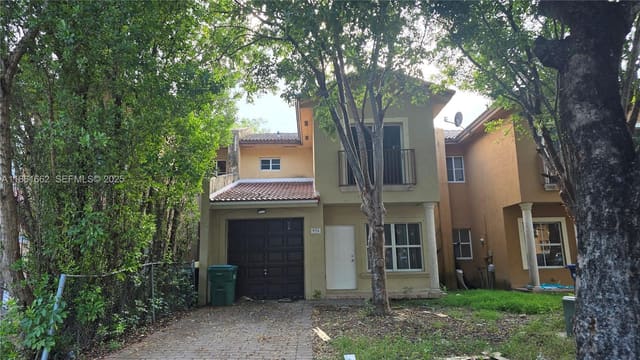 956 SW 6th Court, Florida City, FL 33034