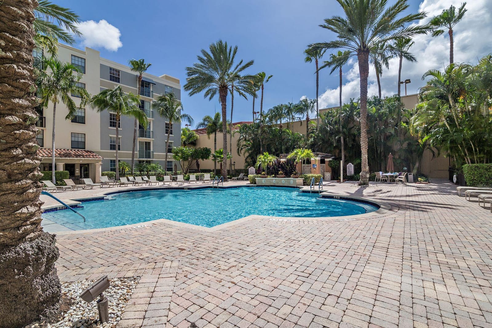 630 S Sapodilla Avenue 110, West Palm Beach, FL 33401 photo 14