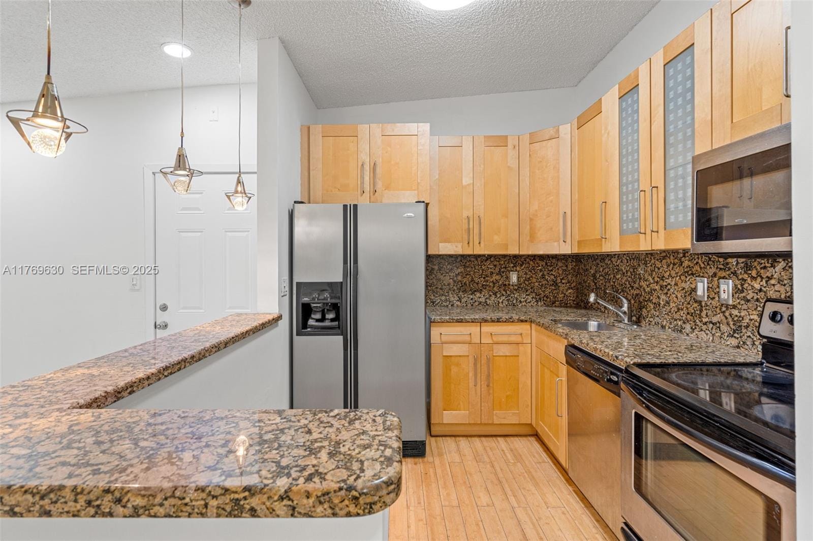 915 NE 199th Street 202-15, Miami, FL 33179 photo 13