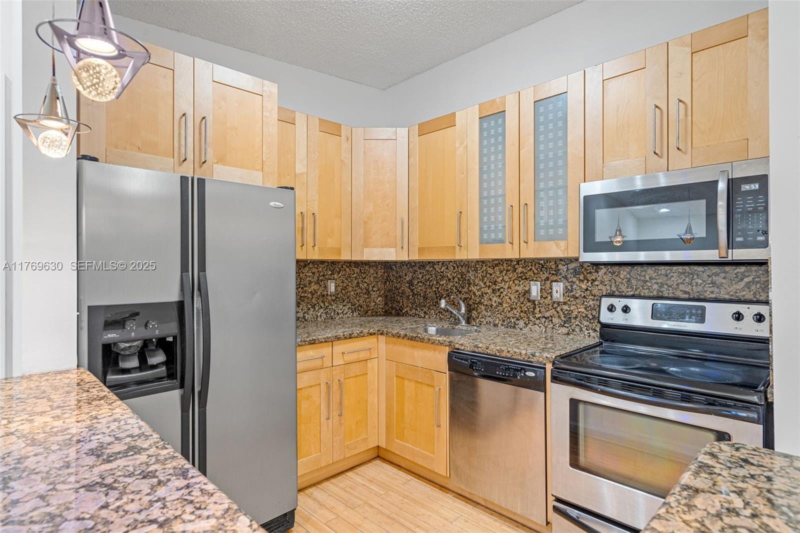 915 NE 199th Street 202-15, Miami, FL 33179 photo 14