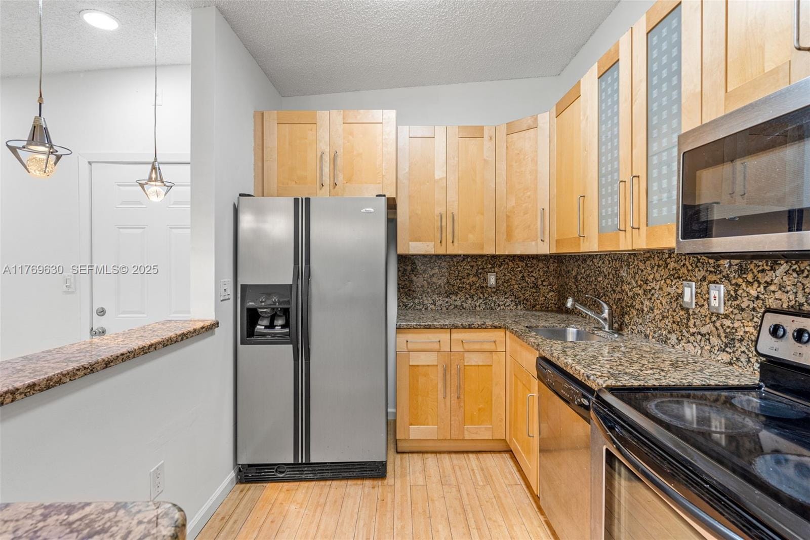 915 NE 199th Street 202-15, Miami, FL 33179 photo 15