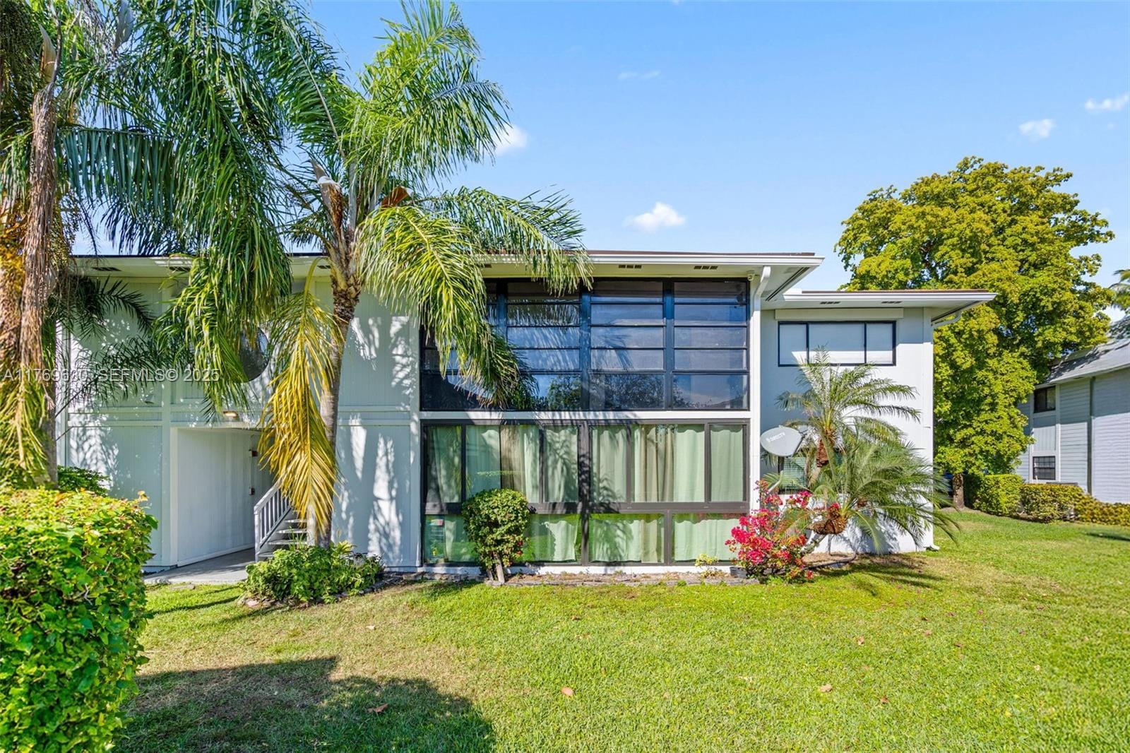 915 NE 199th Street 202-15, Miami, FL 33179 photo 30