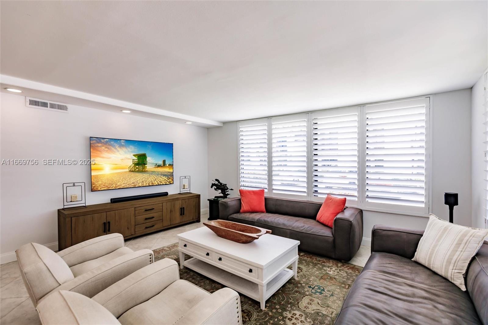 1586 S Ocean Lane 125, Fort Lauderdale, FL 33316 photo 3