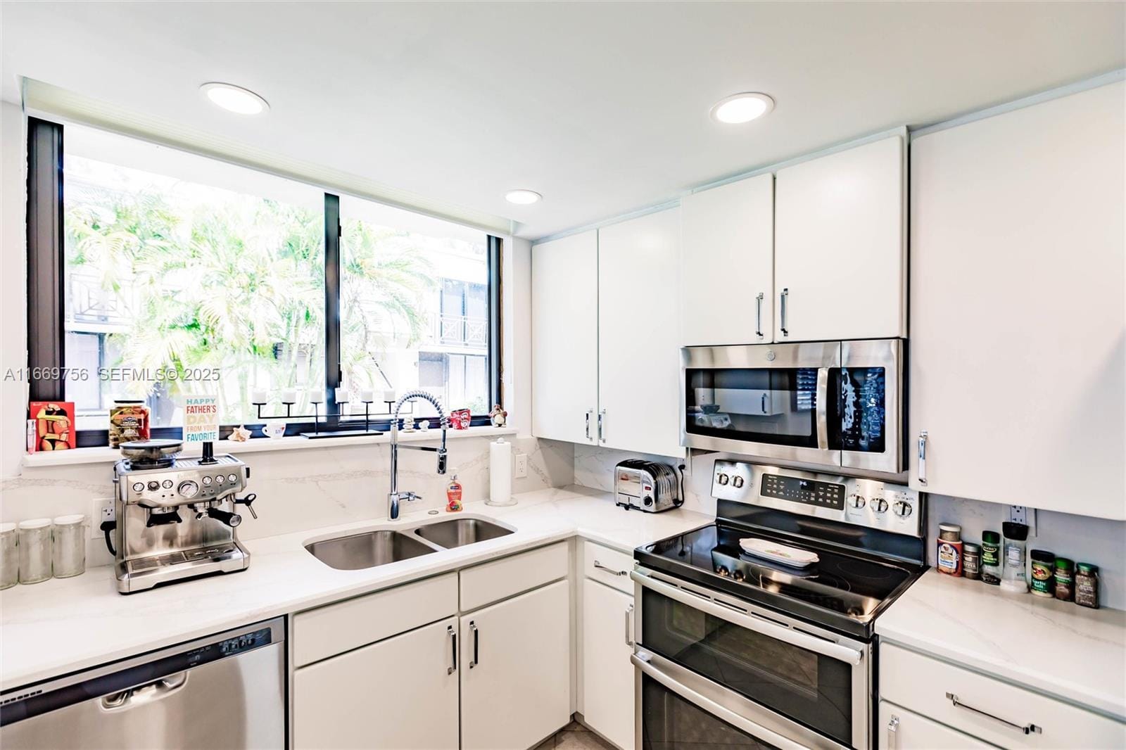 1586 S Ocean Lane 125, Fort Lauderdale, FL 33316 photo 6