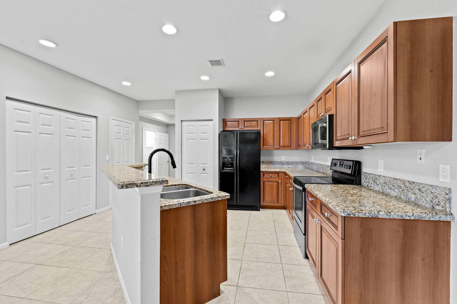 1411 Lucaya Drive, Riviera Beach, FL 33404 photo 13