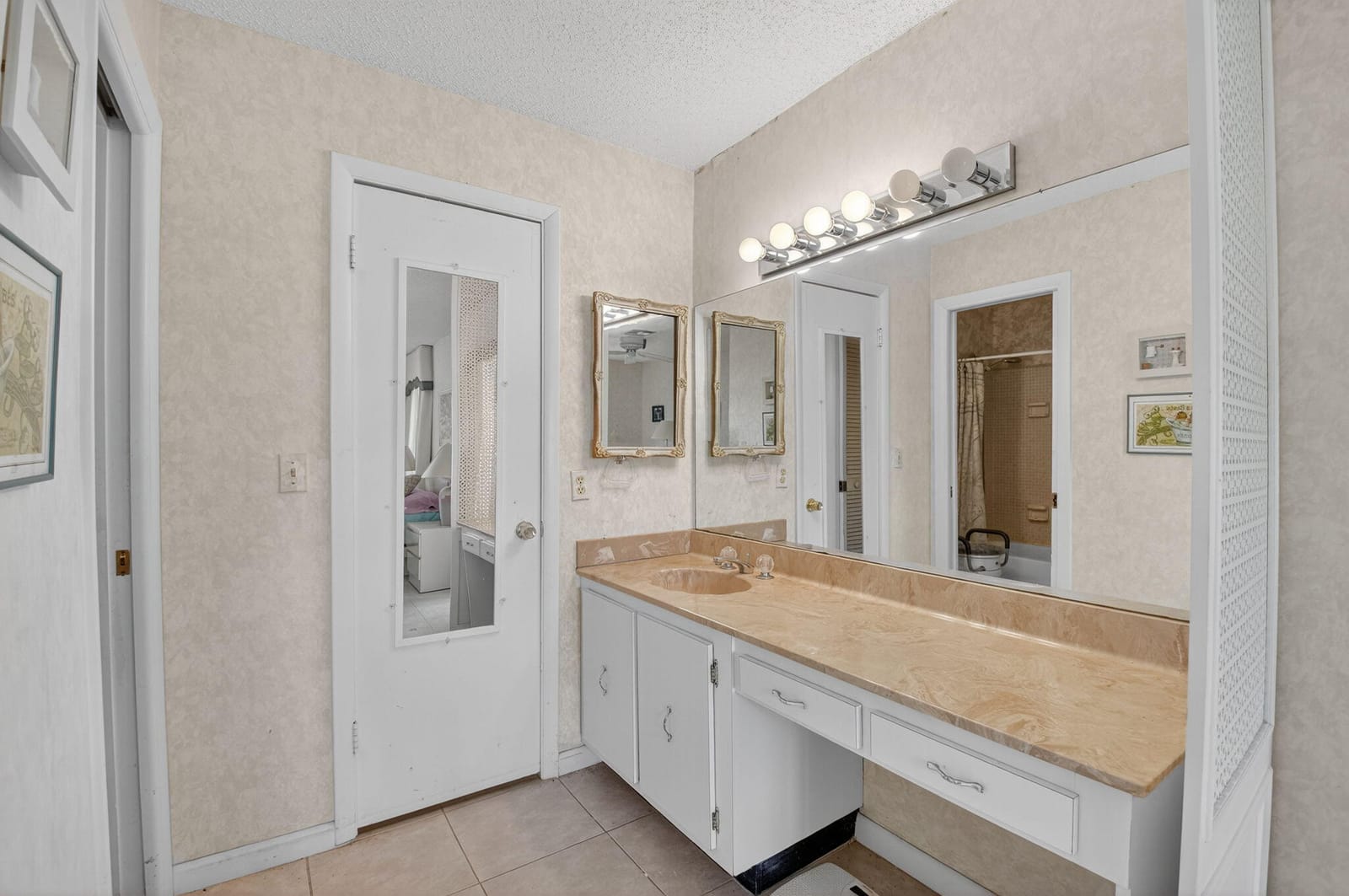 13761 Flora Place A, Delray Beach, FL 33484 photo 17